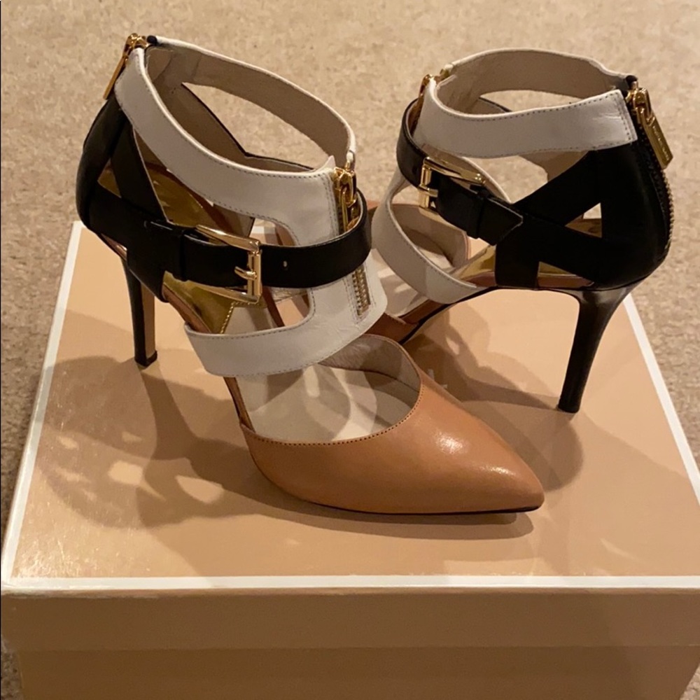 MICHAEL KORS Anya back zip, multi color sandals